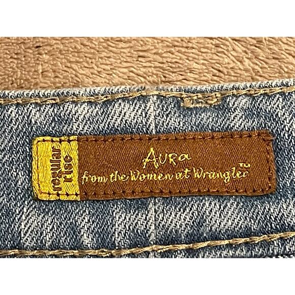 Aura Wrangler Womens regular Rise Blue Jeans Straight Light Wash 8R - Picture 4 of 10